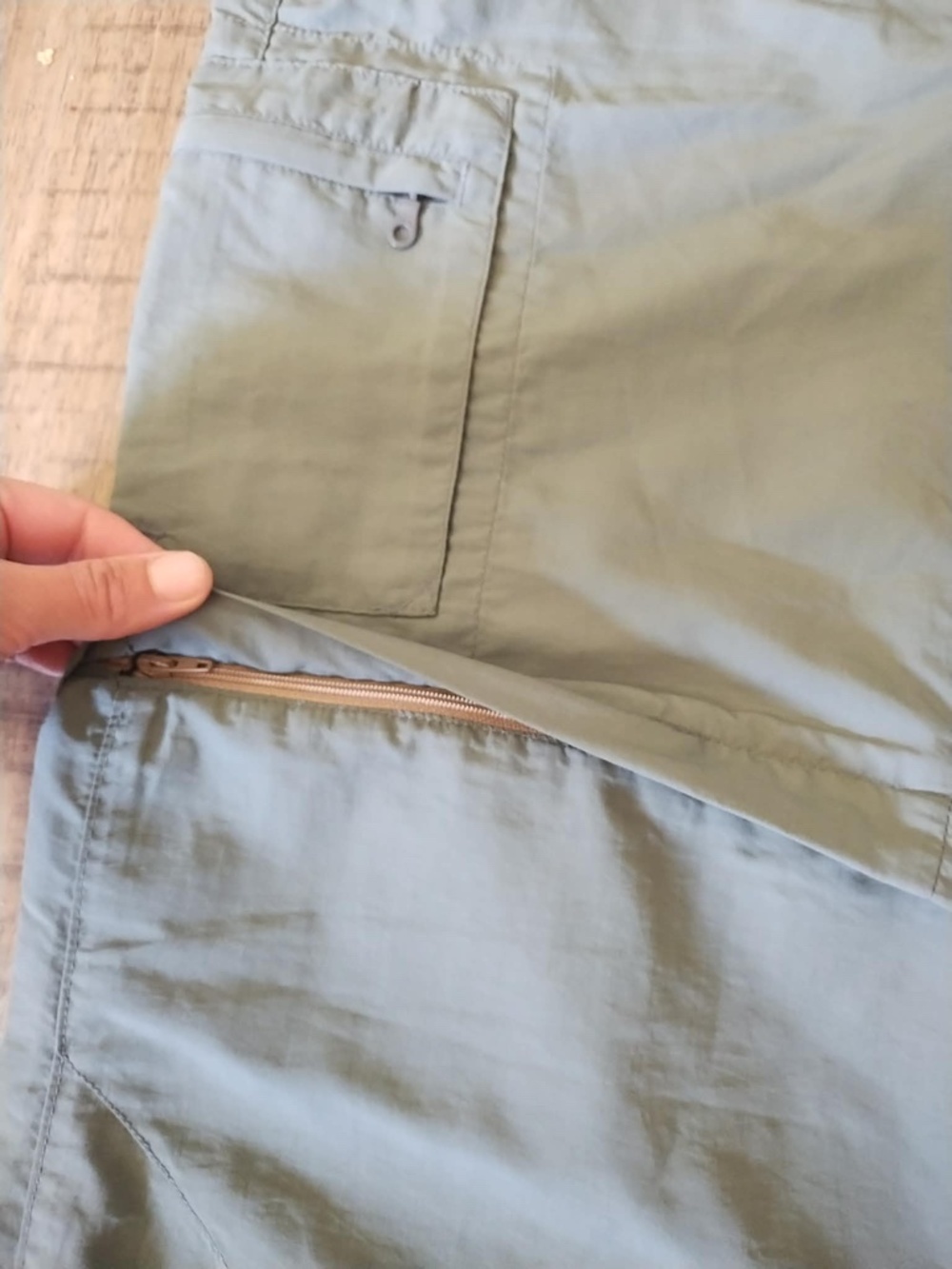 REI Women's Convertible pants - size 14 - Picture 4 of 7